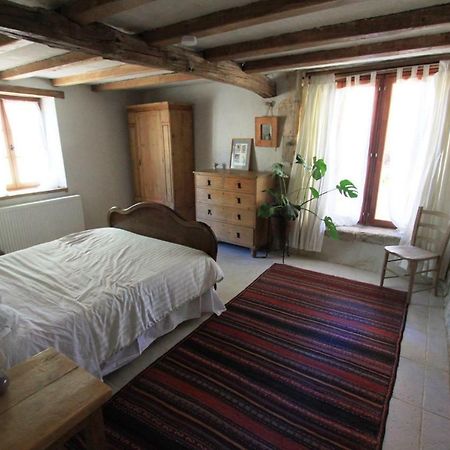 Bed and Breakfast Au Garcin La Romieu Екстер'єр фото