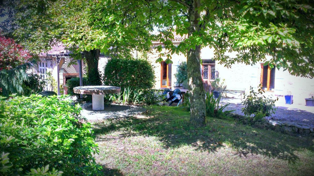 Bed and Breakfast Au Garcin La Romieu Екстер'єр фото